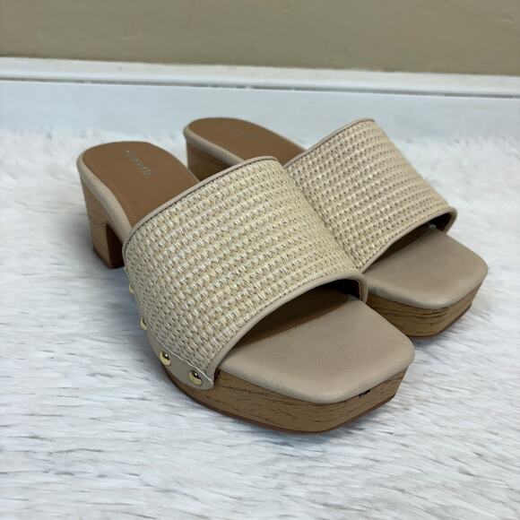 Torrid Wood Bottom Mule Natural Beige Size 10 Extra Wide Width (WW) - Picture 2 of 9
